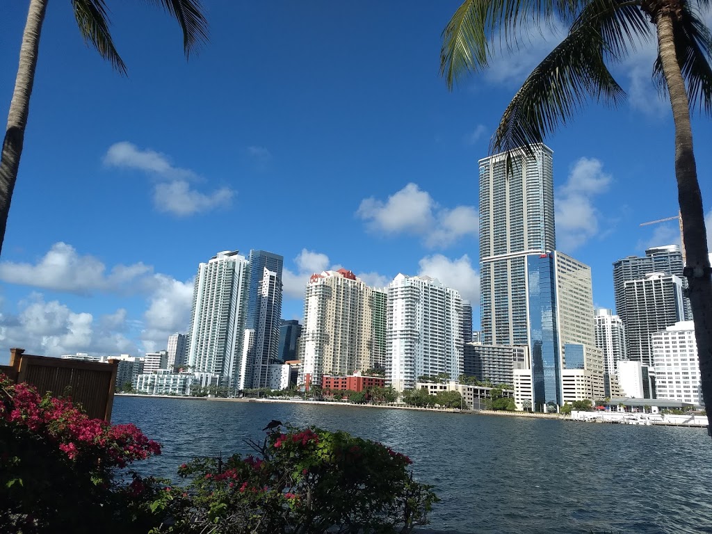 Brickell Key Park | Brickell Key Dr, Miami, FL 33131, USA | Phone: (305) 416-1361