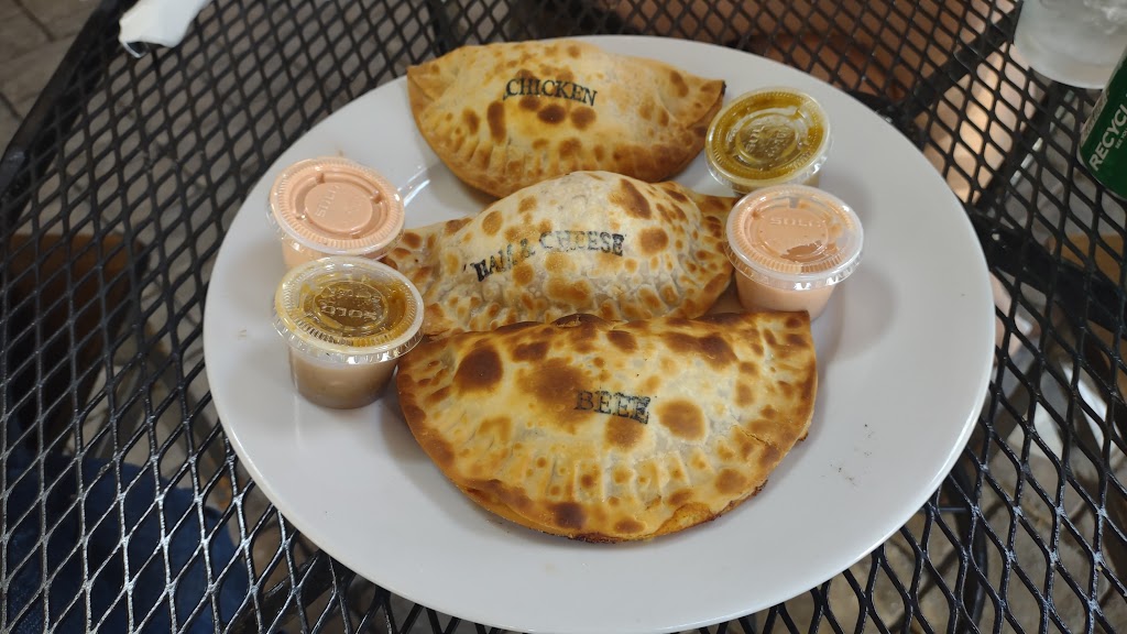 Arepa and Dulce de Leche Restaurant And Bakery | 160 Henley Ave C, New Milford, NJ 07646, USA | Phone: (201) 483-9090