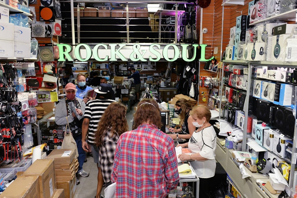 Rock and Soul DJ Equipment and Records | 10 W 37th St, New York, NY 10018, USA | Phone: (212) 273-9630