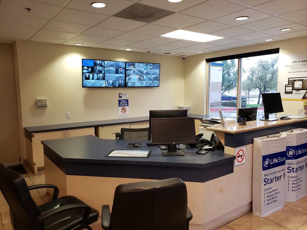 Stephen Ratcliff Family & Cosmetic Dentistry | 909 W Mitchell St, Arlington, TX 76013, USA | Phone: (817) 274-7875