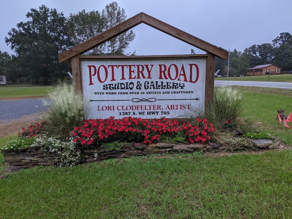 Pottery Road Studio & Gallery | 1387 NC-705 South, Seagrove, NC 27341, USA | Phone: (336) 879-2600