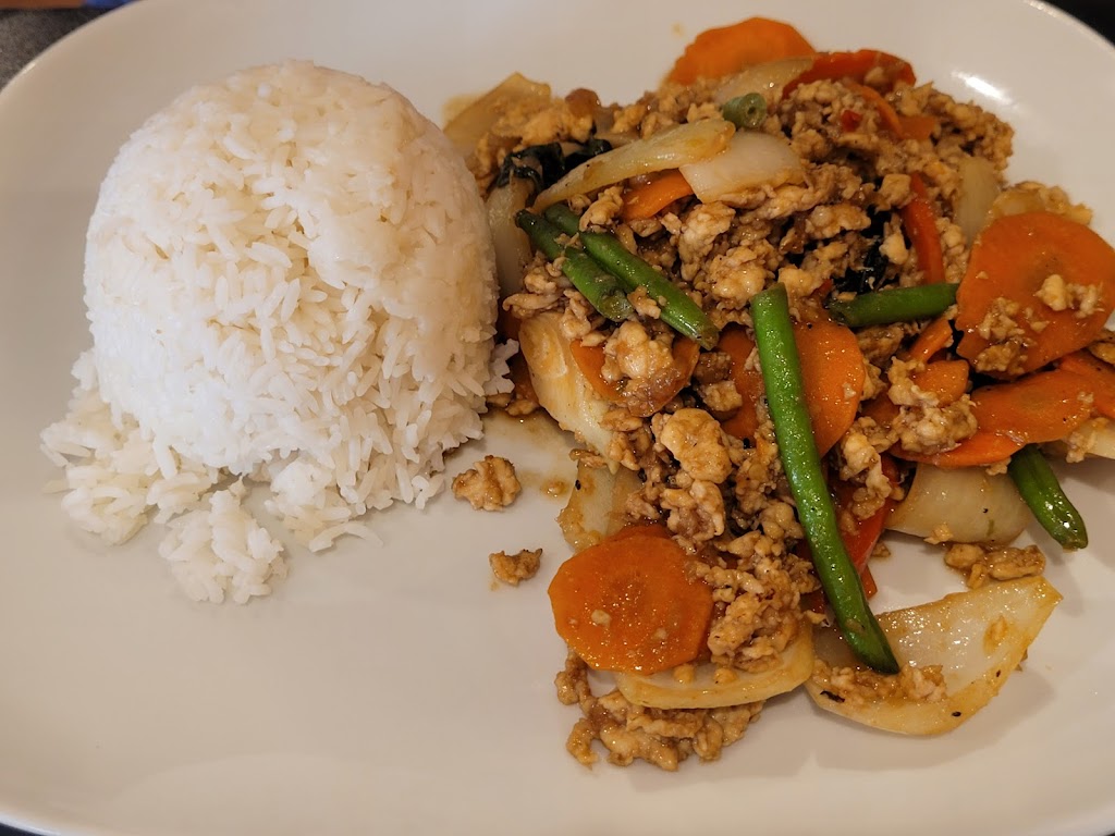 Lemongrass Thai Restaurant | 8320 Litchford Rd #142, Raleigh, NC 27615, USA | Phone: (919) 954-0377