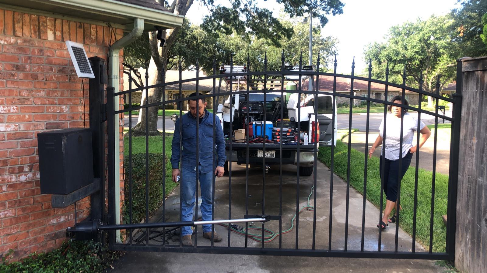 Pro Tech Gate & Fence Services | 2657 Brenner Dr Dallas TX 75220 | Phone: (469) 725-0118