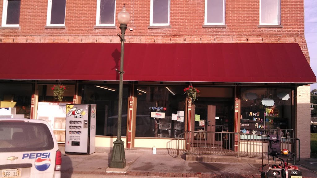 Mulholland Grocery | 409 Main St, Malvern, IA 51551, USA | Phone: (712) 624-8448