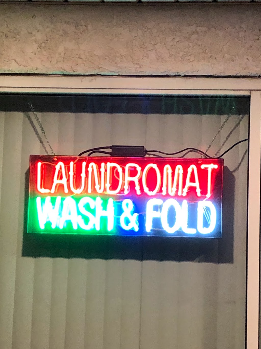 Clean Wave Laundromat | 429 Schuylkill Rd, Phoenixville, PA 19460, USA | Phone: (484) 924-9391