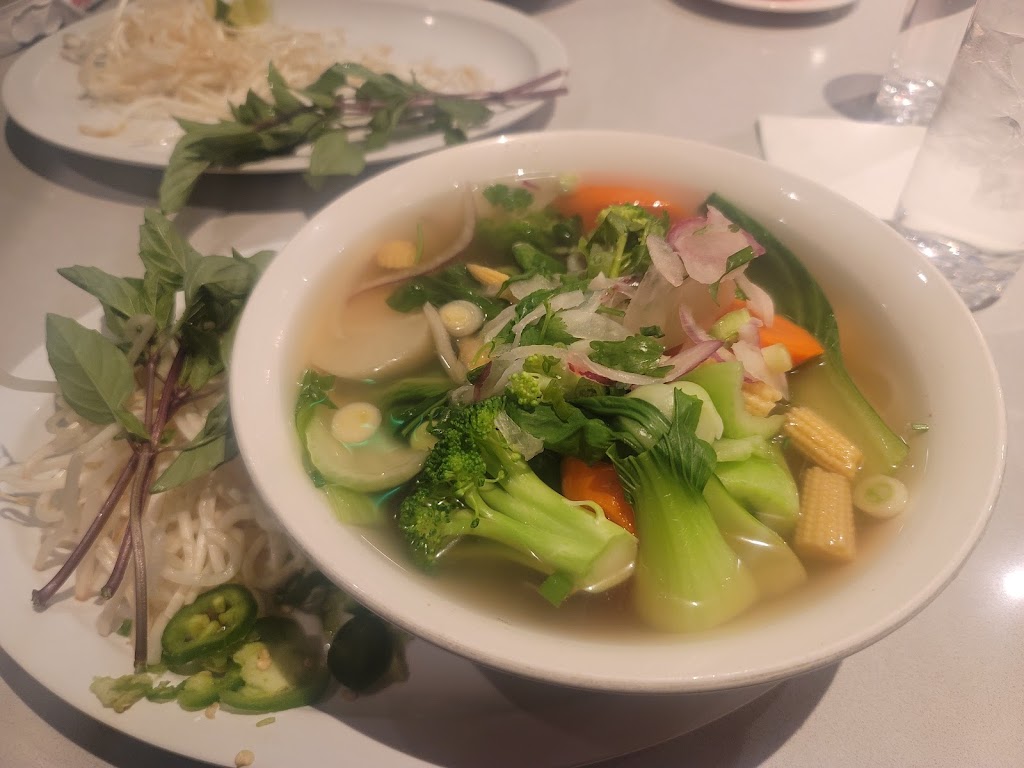 Pho Kim Long at Town Square - Vietnamese Kitchen & Bar | 6569 S Las Vegas Blvd #176, Las Vegas, NV 89119, USA | Phone: (702) 780-5969