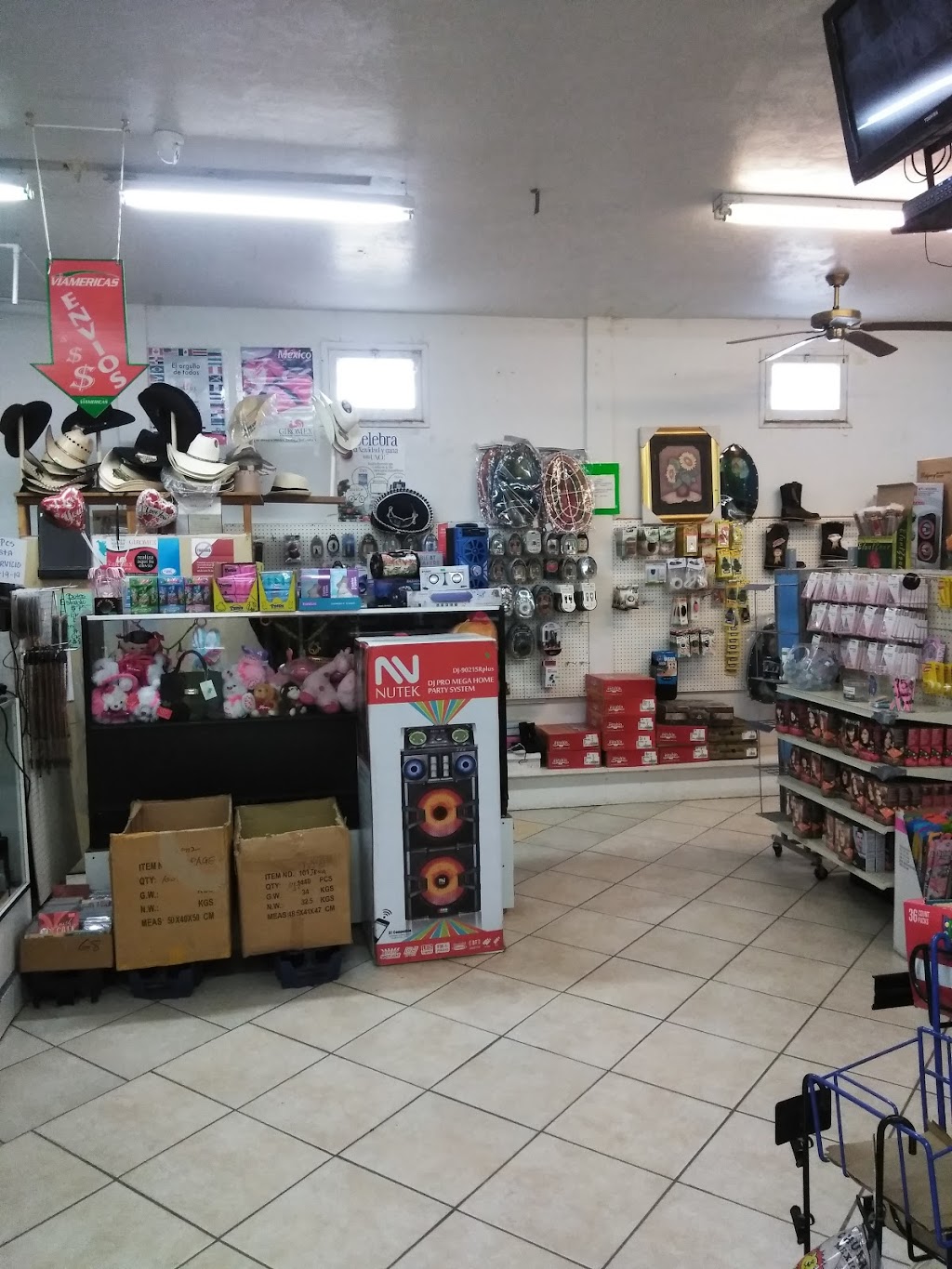 La Espiga Dollar & More | 150 N Main St, Buttonwillow, CA 93206, USA | Phone: (661) 764-9575