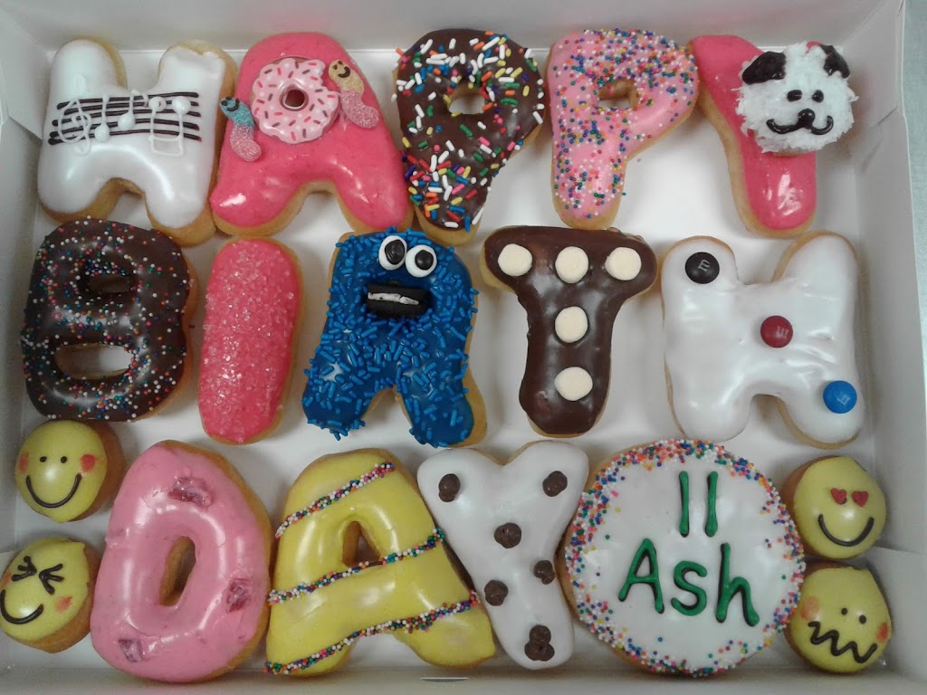 R donuts | 3301 N Goliad St #105, Rockwall, TX 75087, USA | Phone: (469) 363-5785