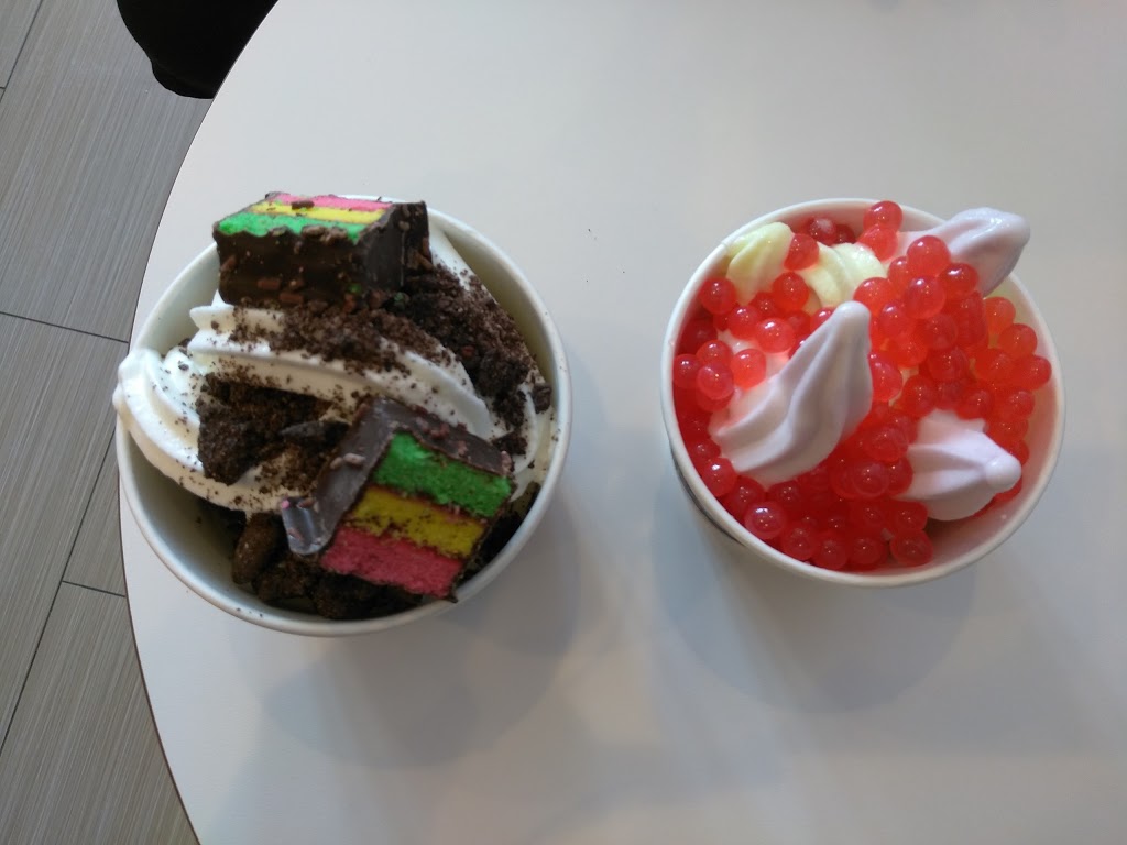 Red Mango | 61-15 Springfield Blvd, Queens, NY 11364, USA | Phone: (347) 408-4197