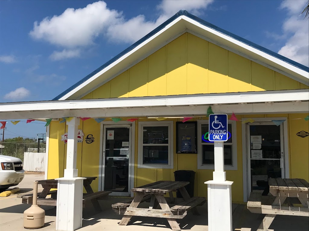 Starfish Restaurant | 3027 LA-1, Grand Isle, LA 70358, USA | Phone: (985) 787-2711