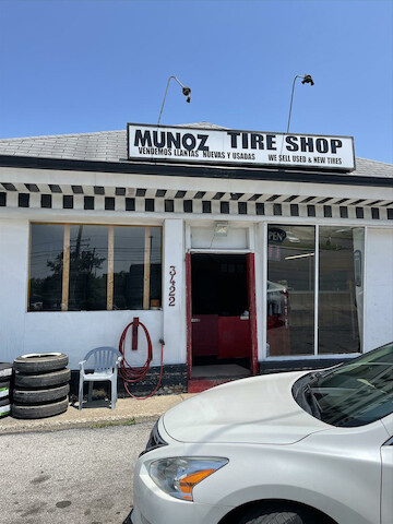 Munoz Tire Shop | 3422 W 16th St, Indianapolis, IN 46222, USA | Phone: (317) 426-5320