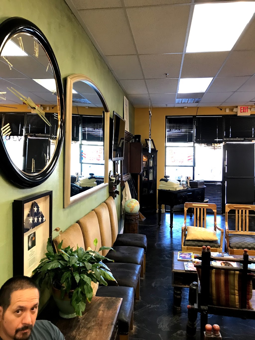 Ashtons Classic Barbers | 8090 S Durango Dr # 109, Las Vegas, NV 89113, USA | Phone: (702) 240-2272