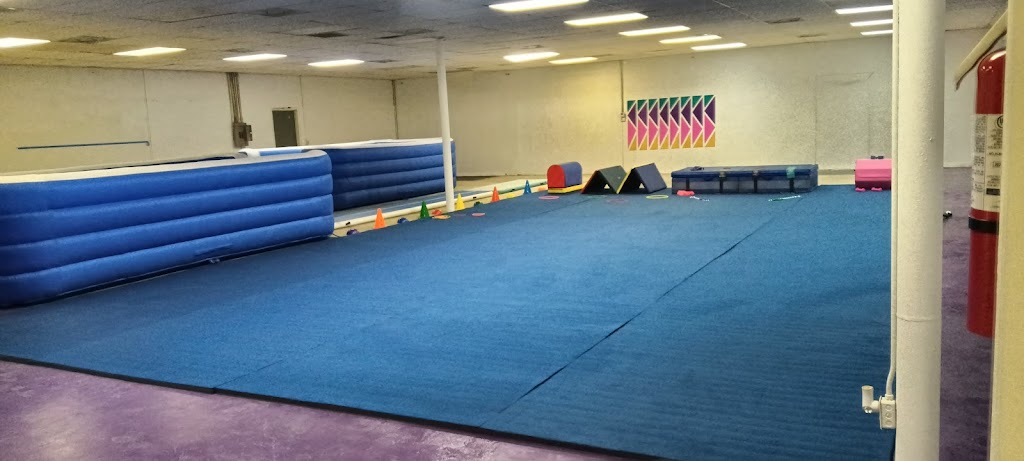 XTREME CHEER FACTORY LLC | 1724 Brahma Blvd unit 207, Kingsville, TX 78363, USA | Phone: (361) 593-0671