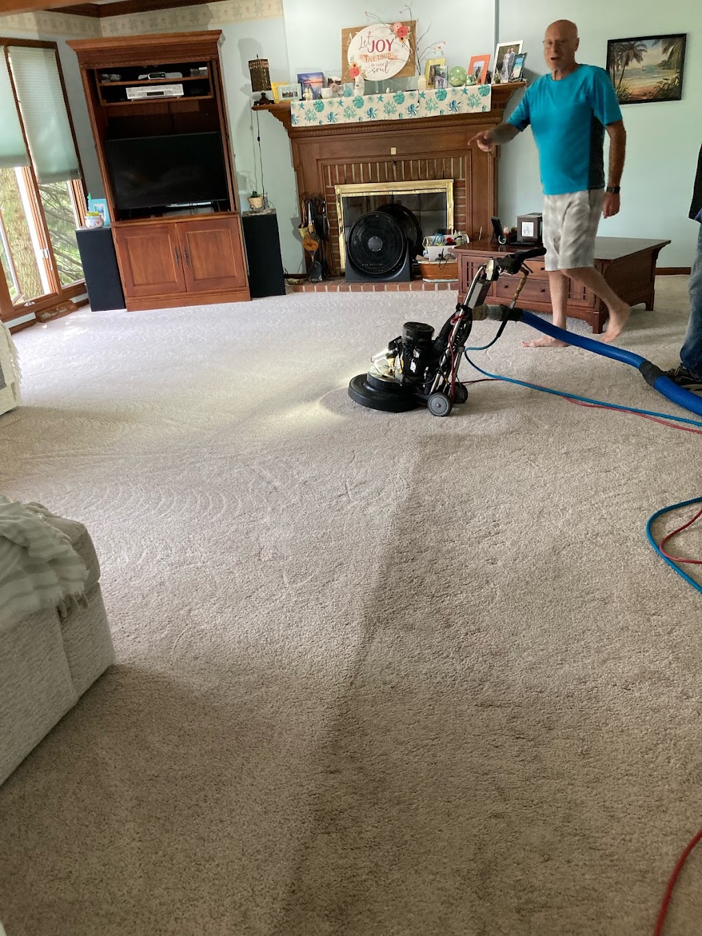 MW Carpet Cleaning Unlimited | 16424 Burkhart Rd, Orrville, OH 44667, USA | Phone: (330) 317-0478