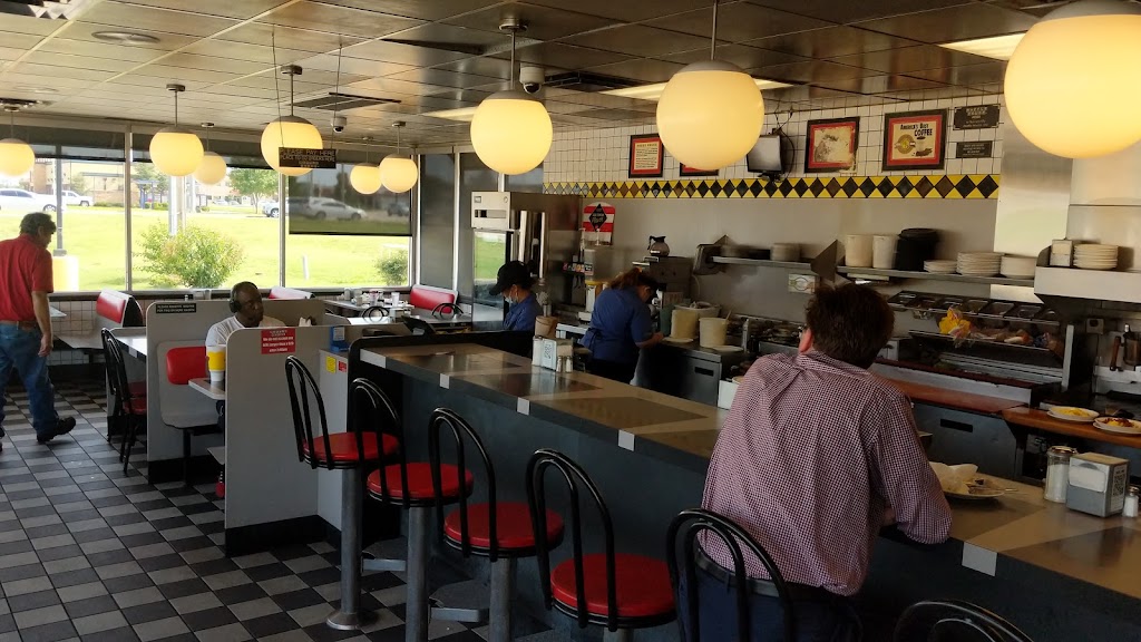 Waffle House | 316 SW 19th St, Moore, OK 73160, USA | Phone: (405) 793-7736