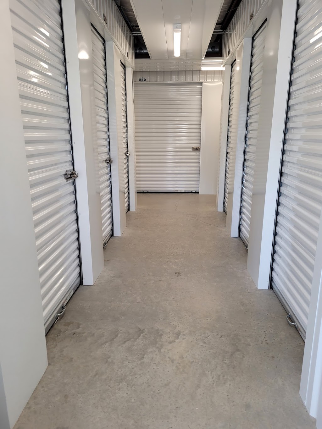 Lone Star Storage Center New Braunfels | 3674 TX-337 Loop, New Braunfels, TX 78130, USA | Phone: (830) 302-7455