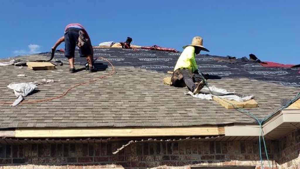 RS Roofing | 8622 Los Robles Ave, Alvin, TX 77511, USA | Phone: (281) 902-7942