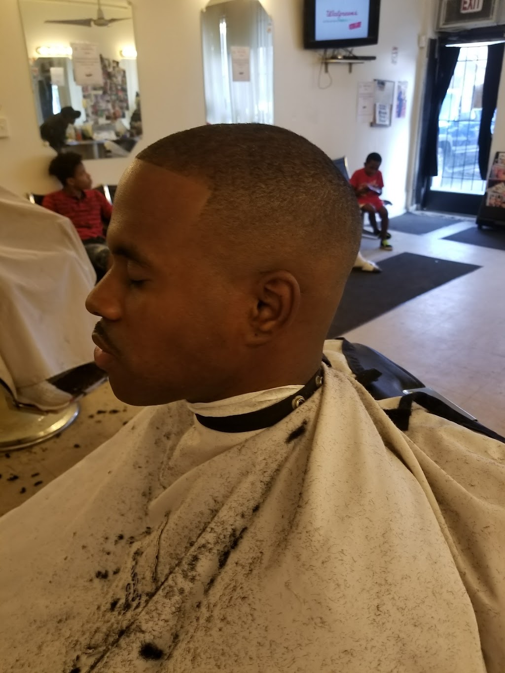 Short Stuff Barbershop | 14720 Puritan Ave, Detroit, MI 48227, USA | Phone: (313) 493-8883