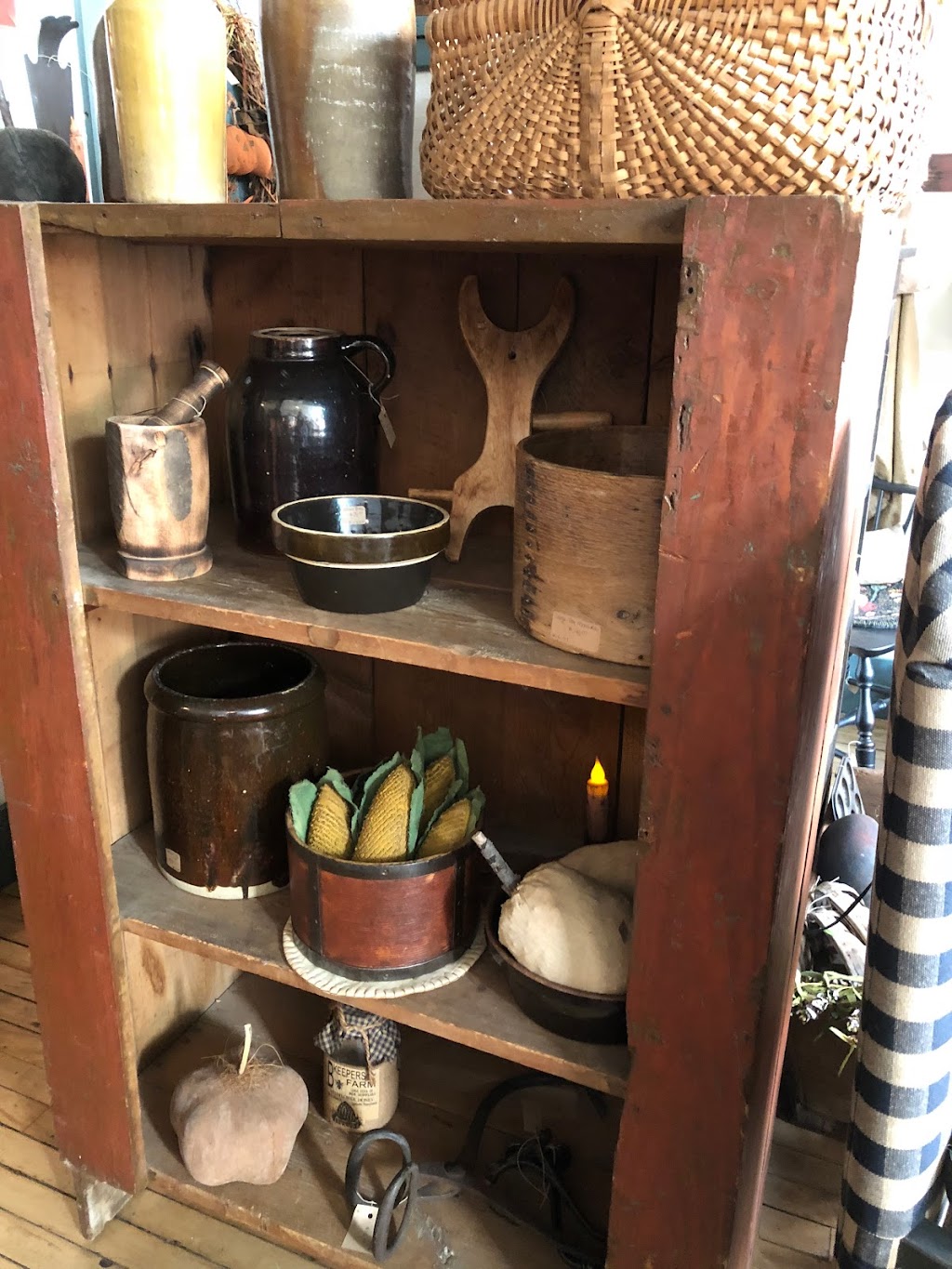 Cottage House Primitives | 120 S Main St, Lodi, WI 53555, USA | Phone: (608) 592-7474