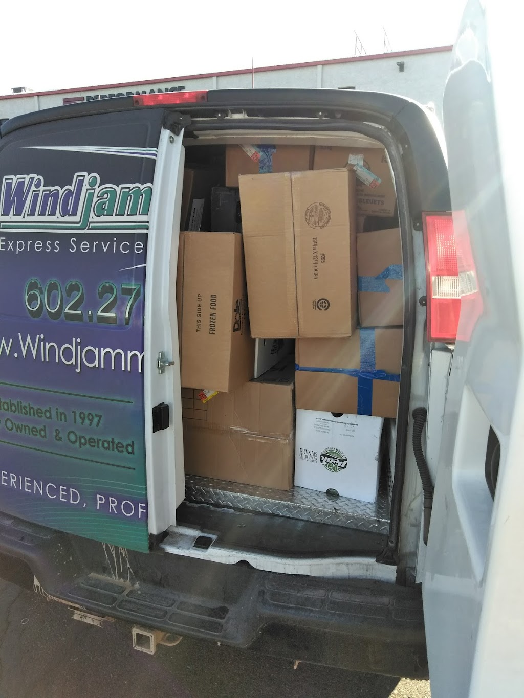 Windjammer Express Services | 1619 S 31st Ave, Phoenix, AZ 85009, USA | Phone: (602) 272-3723