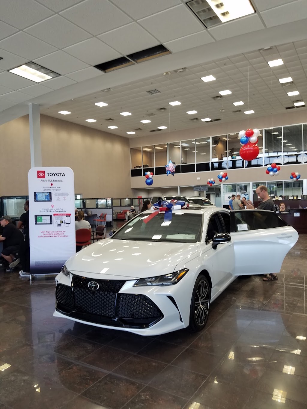 Freeman Toyota | 204 NE Loop 820, Hurst, TX 76053, USA | Phone: (817) 383-0871