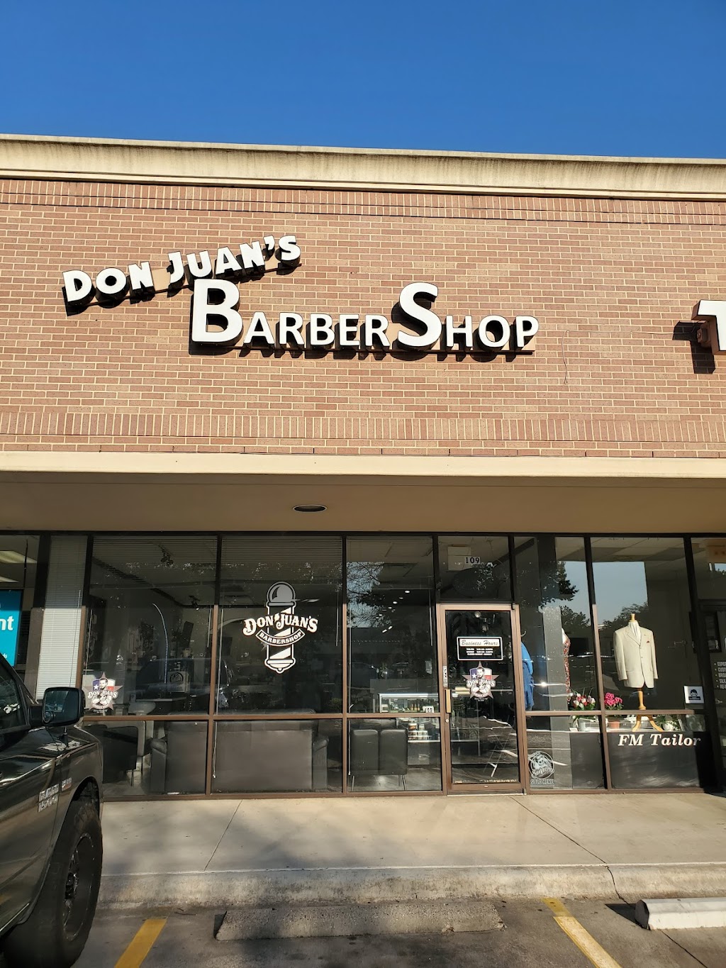 Don Juans Barber Shop | 2201 Long Prairie Rd Suite 109, Flower Mound, TX 75022, USA | Phone: (469) 293-3640