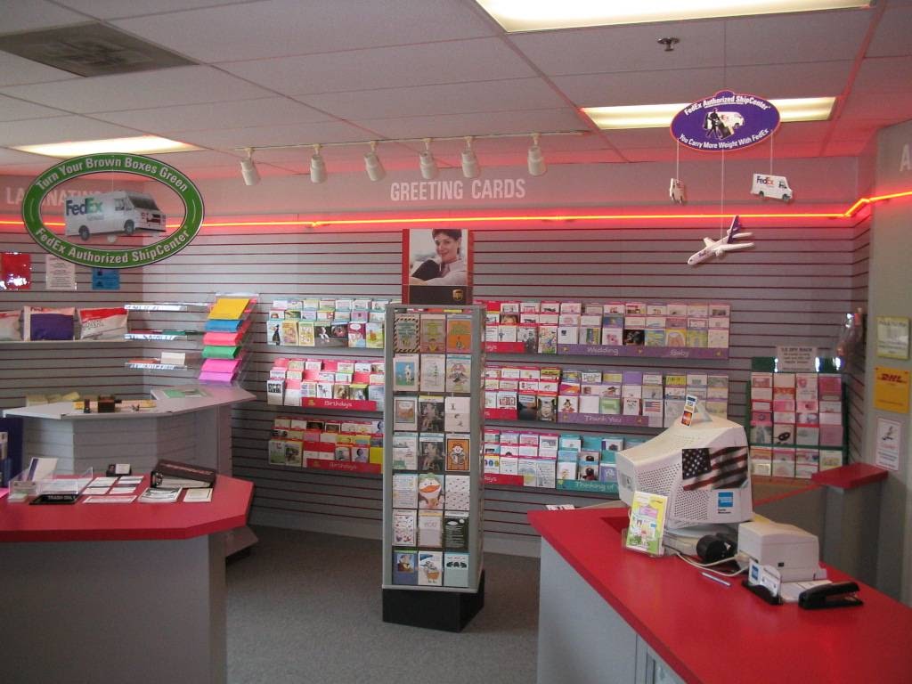 Pack & Mail Plus | 360 W Schick Rd #23, Bloomingdale, IL 60108, USA | Phone: (630) 924-7880