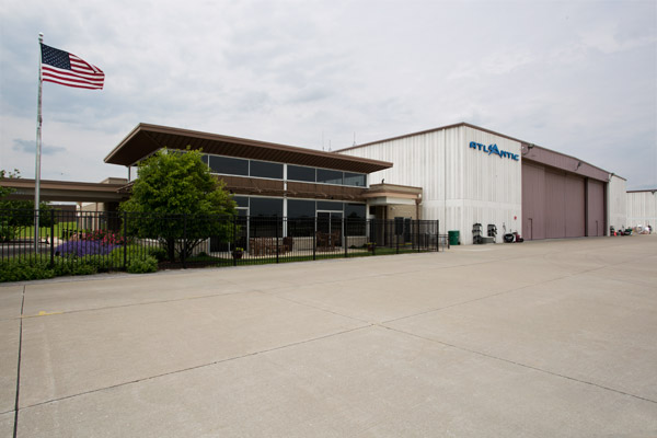 Atlantic Aviation PWK | 1011 S Wolf Rd, Wheeling, IL 60090 | Phone: (847) 808-0812