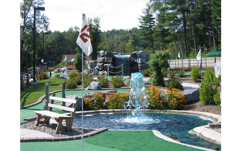 Lumberjack Pass Miniature Golf | 1511 US-9, Lake George, NY 12845, USA | Phone: (518) 793-7141