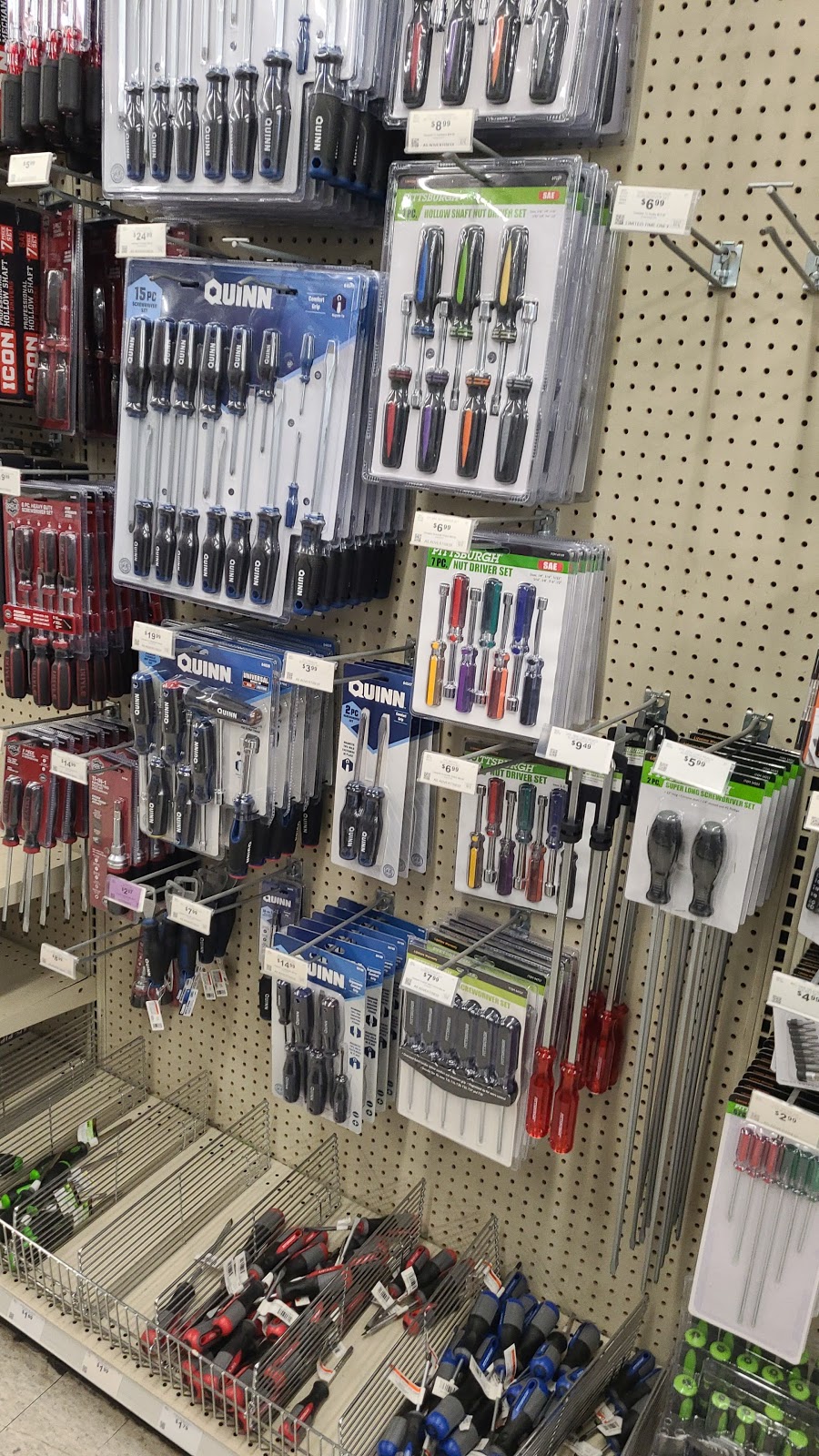 Harbor Freight Tools | 5231 Evergreen Way, Everett, WA 98203, USA | Phone: (425) 513-6213