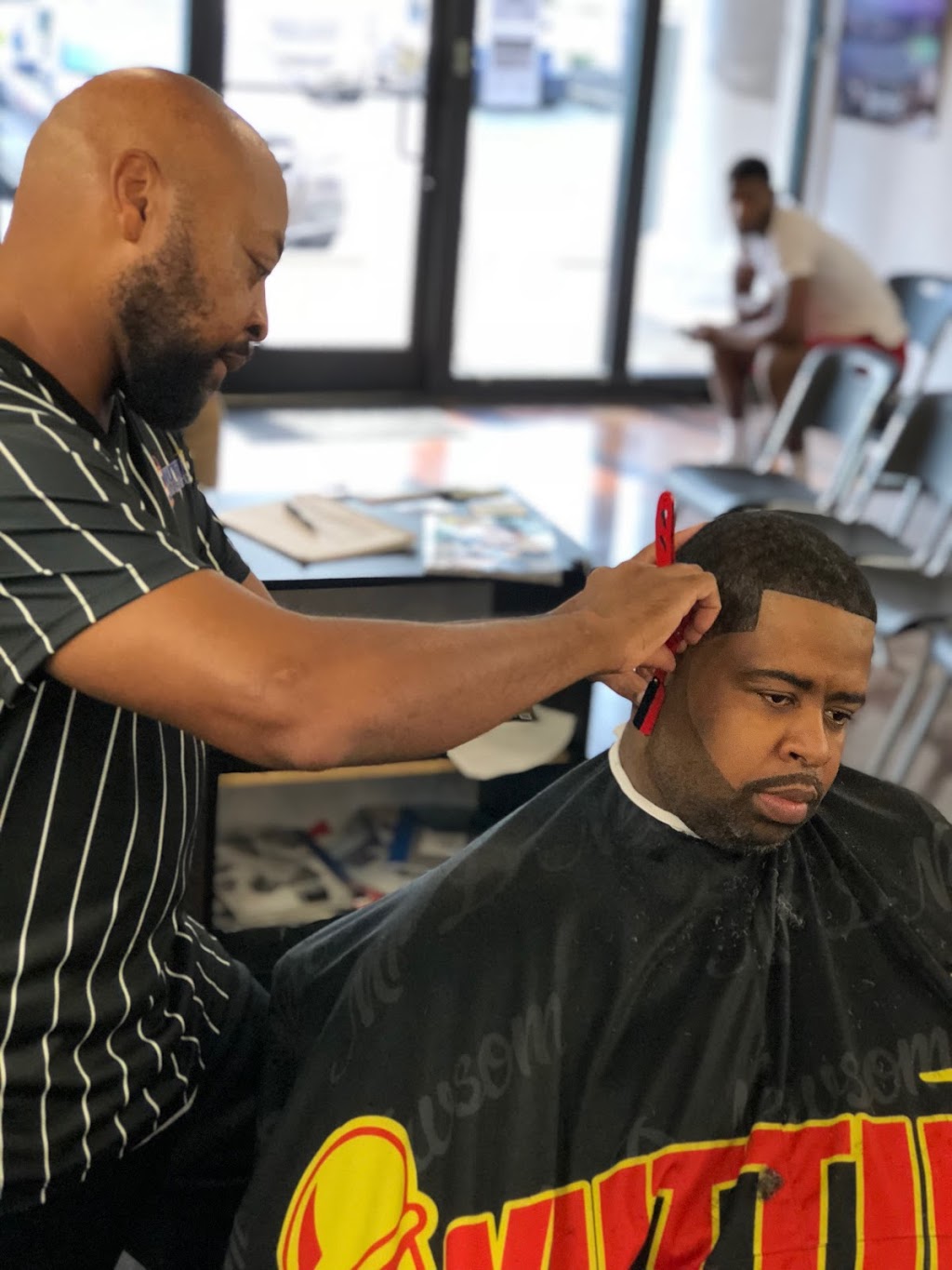 Kuttin Up Barbershop | 7164 Hacks Cross Rd Suite 107, Olive Branch, MS 38654 | Phone: (662) 874-6834