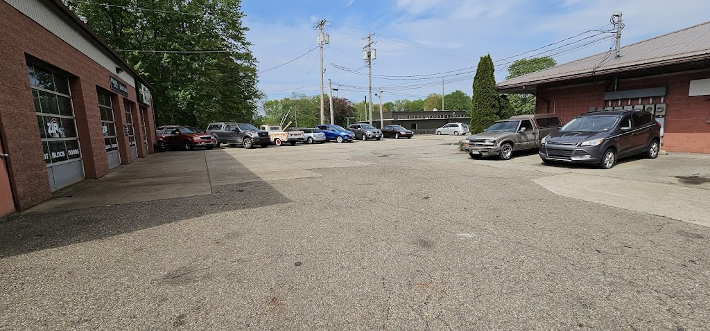 Zip Lube | 2010 Milton Blvd D, Newton Falls, OH 44444, USA | Phone: (330) 872-5552