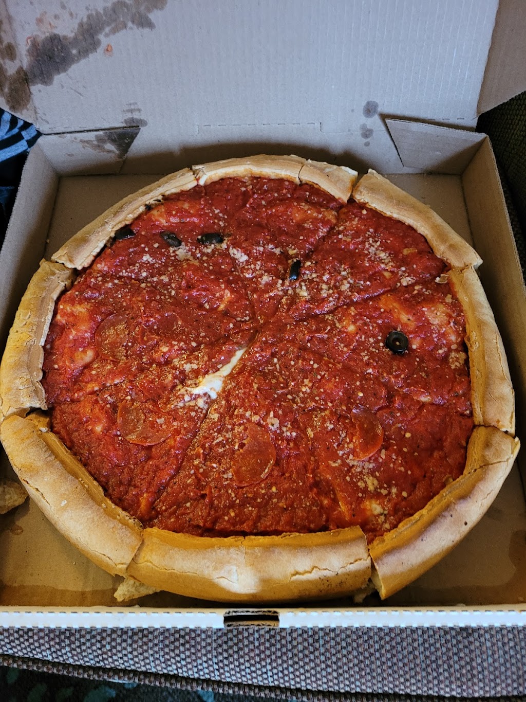 Frankies Chicago Style Pizza | 13724 83rd Way N, Maple Grove, MN 55369, USA | Phone: (763) 420-9220