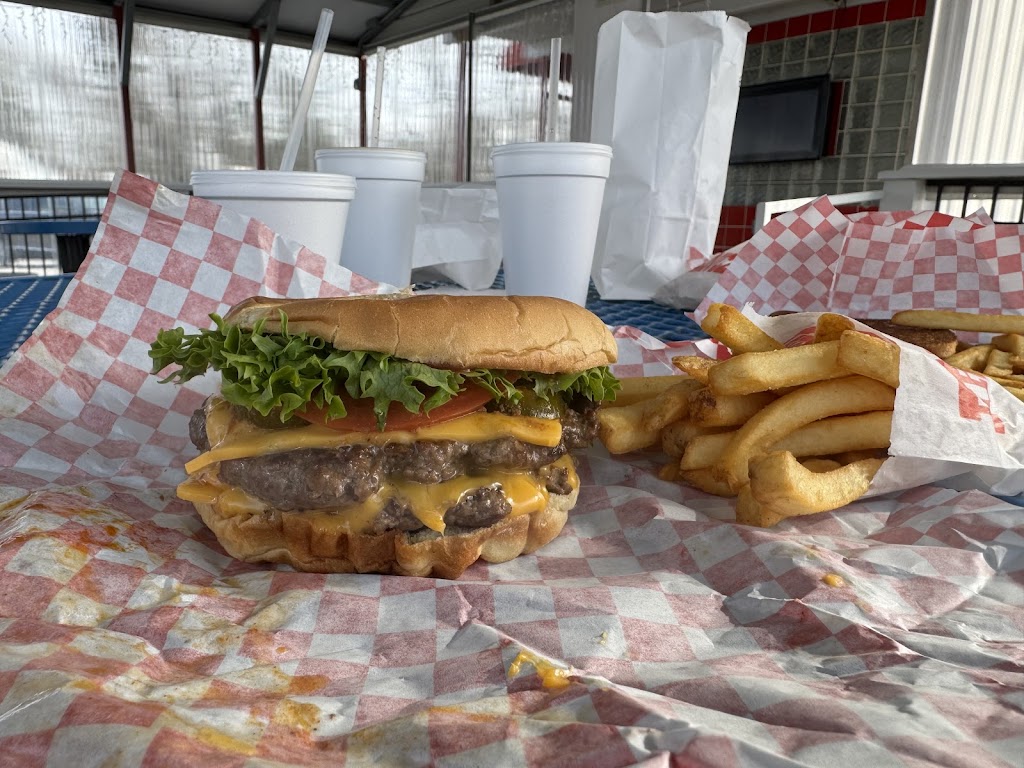 Crossroads Grill | 324 E 11th St, Siler City, NC 27344, USA | Phone: (919) 742-4819