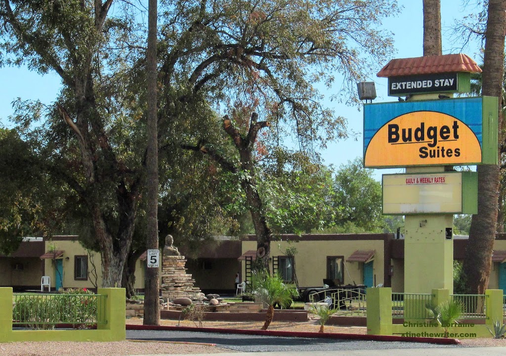 Budget Suites Motel | 537 S Country Club Dr, Mesa, AZ 85210 | Phone: (480) 969-5248