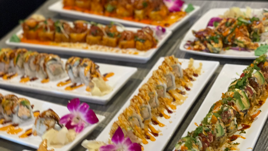 A La Diabla Sushi | 16141 Roscoe Blvd, North Hills, CA 91343, USA | Phone: (818) 924-7006