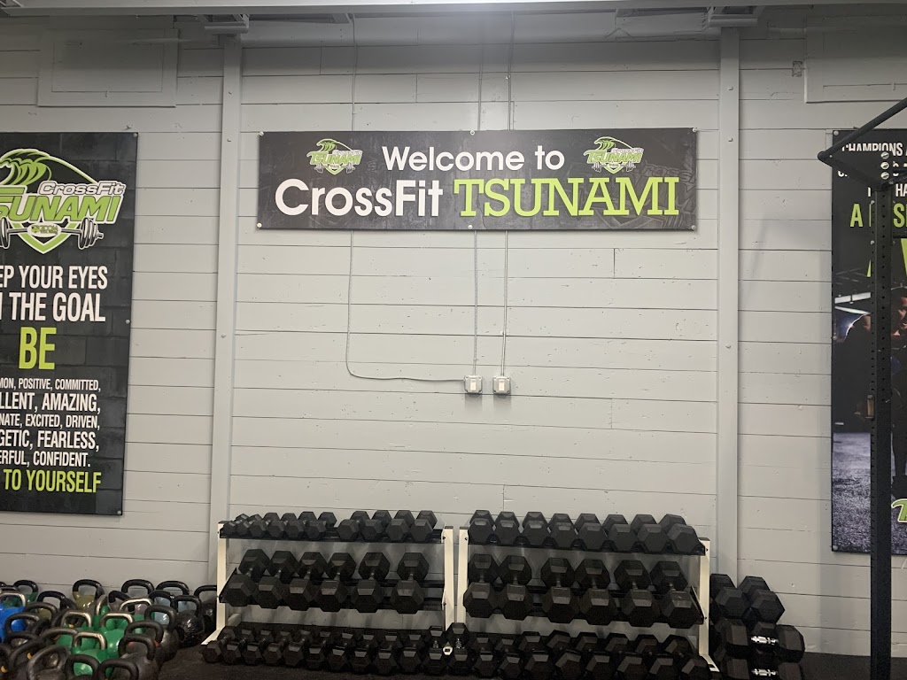 CrossFit Tsunami | 116 N Main St, Oakfield, NY 14125, USA | Phone: (585) 948-4844