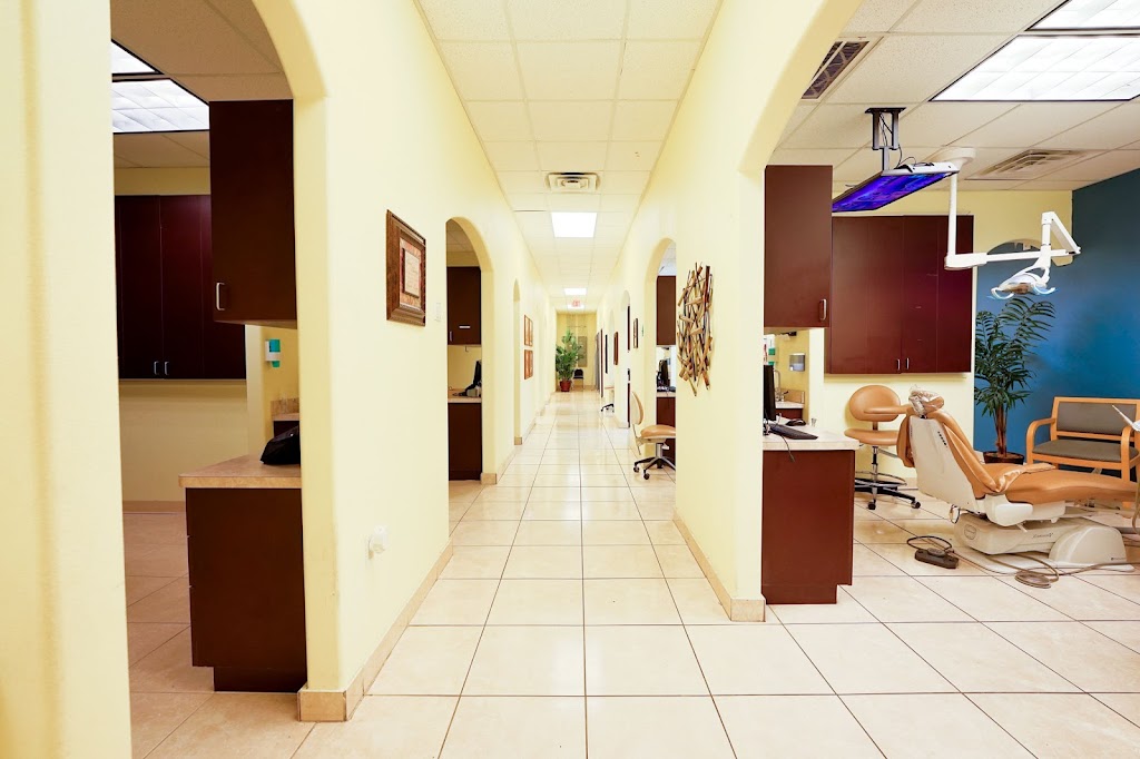 Crown Dental | 2729 S Lancaster Rd, Dallas, TX 75216, USA | Phone: (214) 371-3131