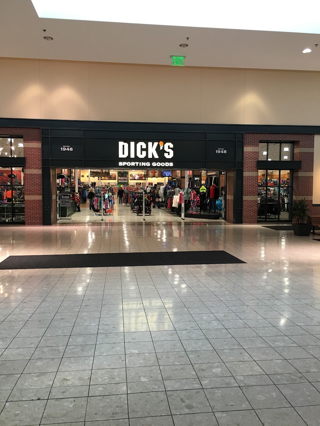 DICKS Sporting Goods | 2644 E 79th Ave, Merrillville, IN 46410, USA | Phone: (219) 940-6205