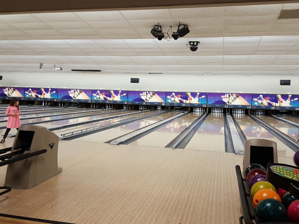 Stars and Strikes Bowling Center | 311 W Martin St #1934, Scott AFB, IL 62225, USA | Phone: (618) 256-4054