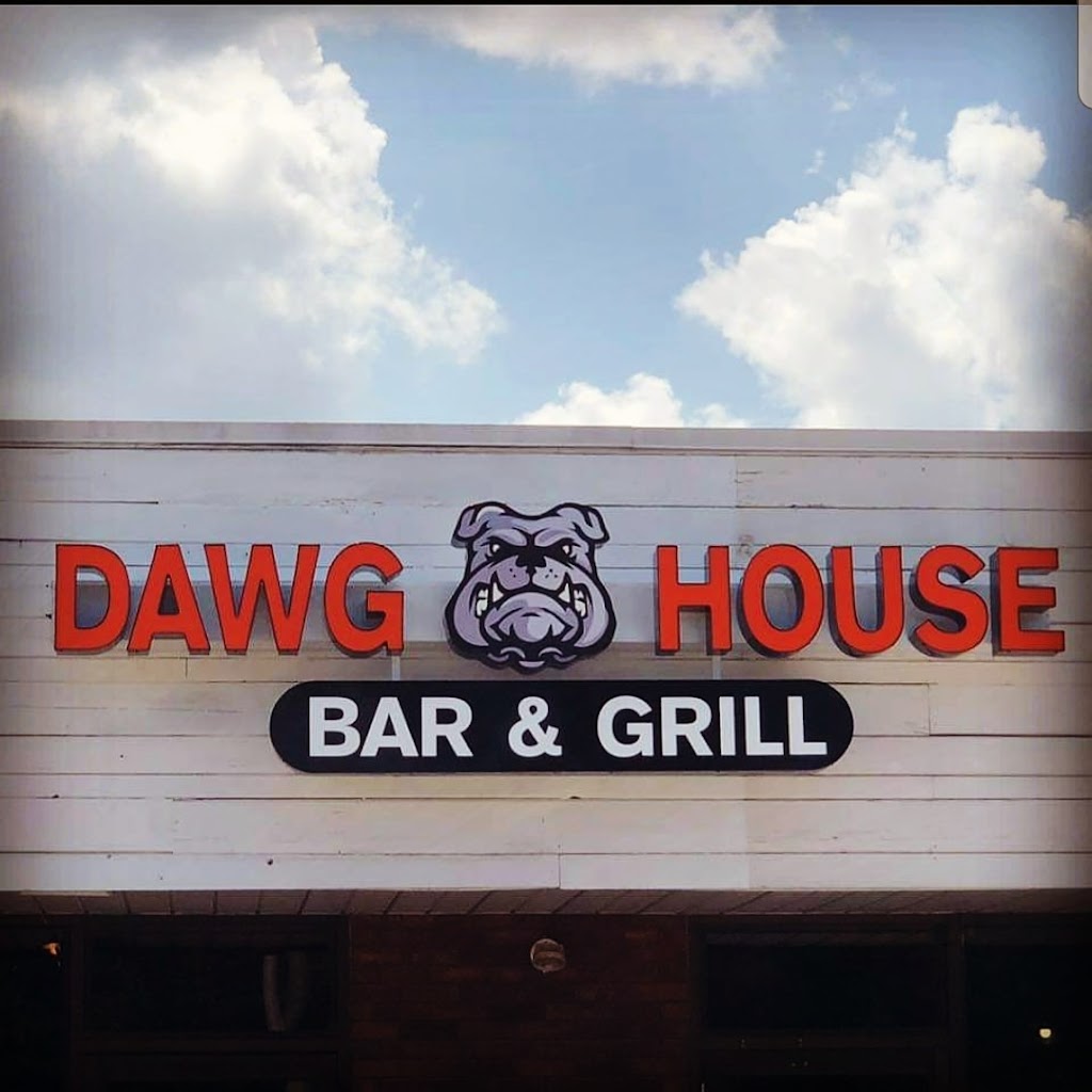 Dawg House Bar & Grill | 114 Antioch Dr, Elyria, OH 44035 | Phone: (440) 412-3061