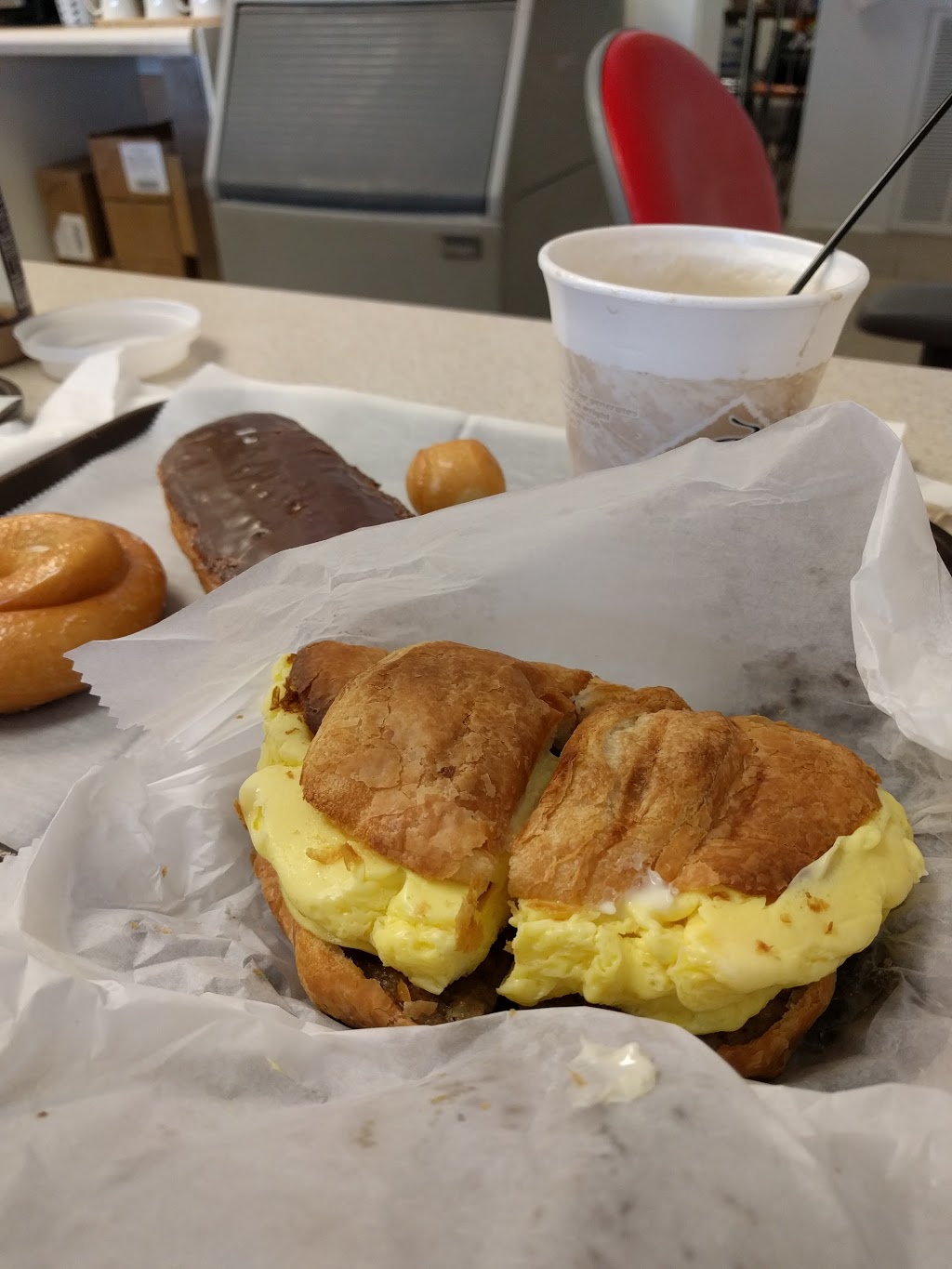 Dough In The Box DONUTS - Marietta | 3184 Austell Rd SW, Marietta, GA 30008, USA | Phone: (770) 436-5155