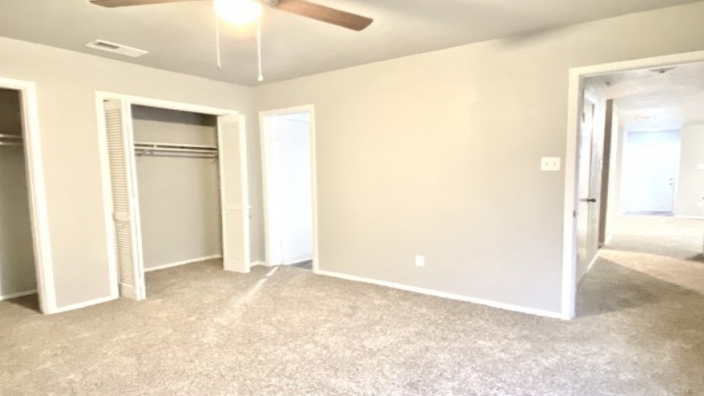 Meadows Apartments | 1500 N Bluegrove Rd, Lancaster, TX 75134 | Phone: (972) 227-6400