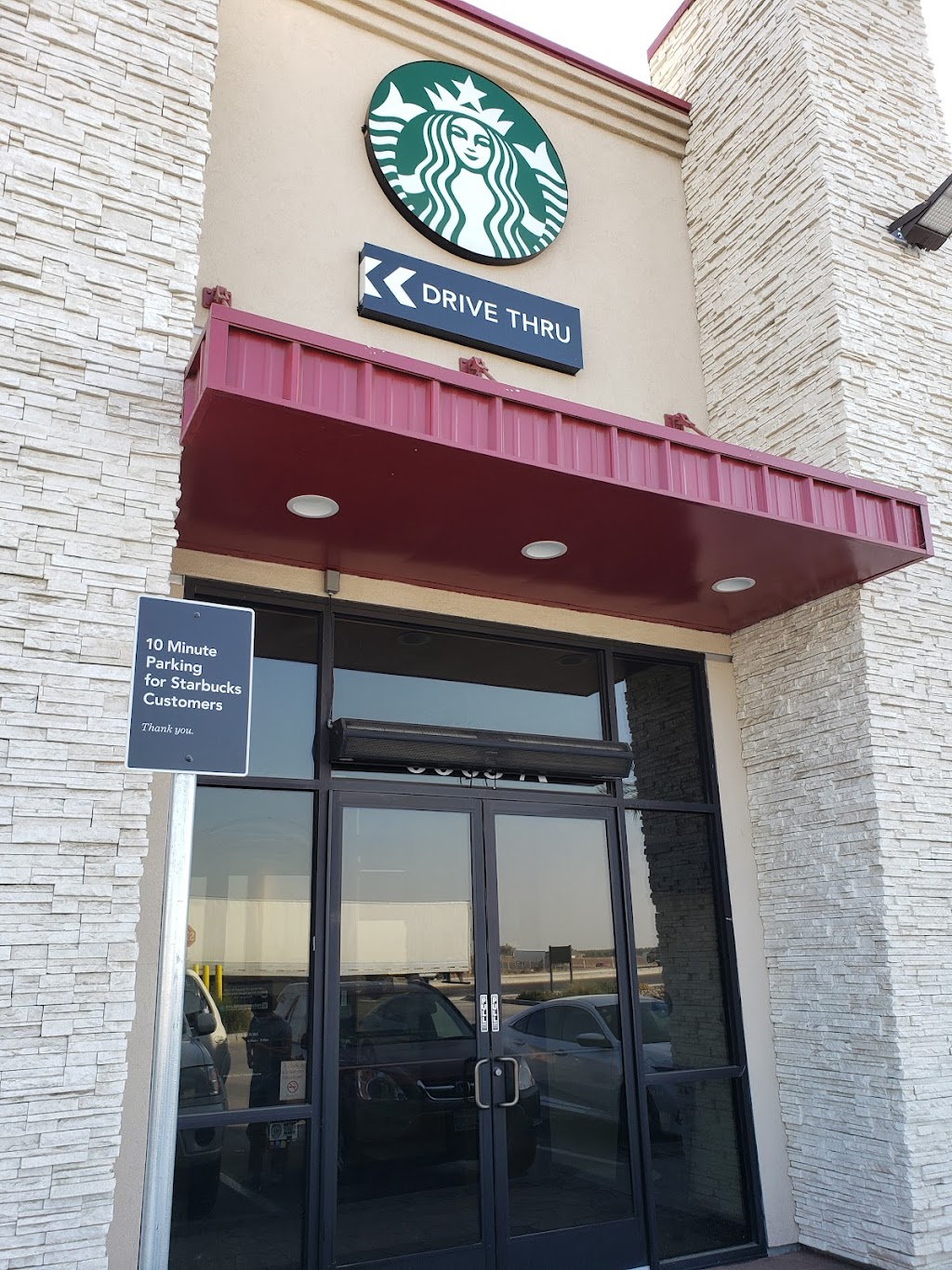 Starbucks | 6603 Betty Dr, Visalia, CA 93291, USA | Phone: (559) 909-5191