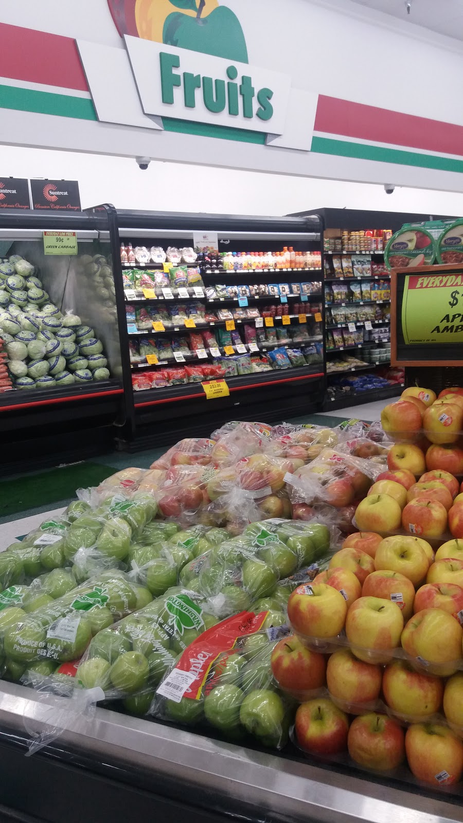 Apple Market | 111 Central Valley Hwy, Shafter, CA 93263, USA | Phone: (661) 746-2271