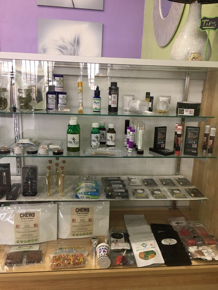 The Green Lily CBD & Dispensary | 355 E Main St, Yukon, OK 73099, USA | Phone: (405) 354-4040