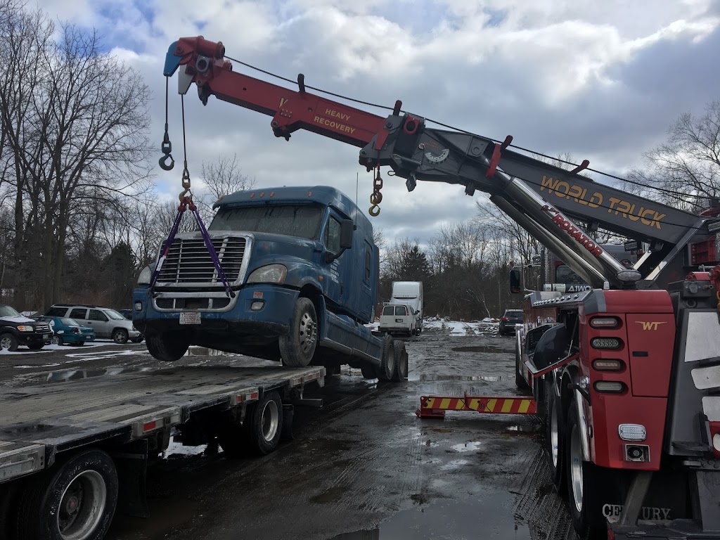 A1 World Truck Towing & Repair | 17775 N Dixie Hwy, Bowling Green, OH 43402, USA | Phone: (800) 886-1116