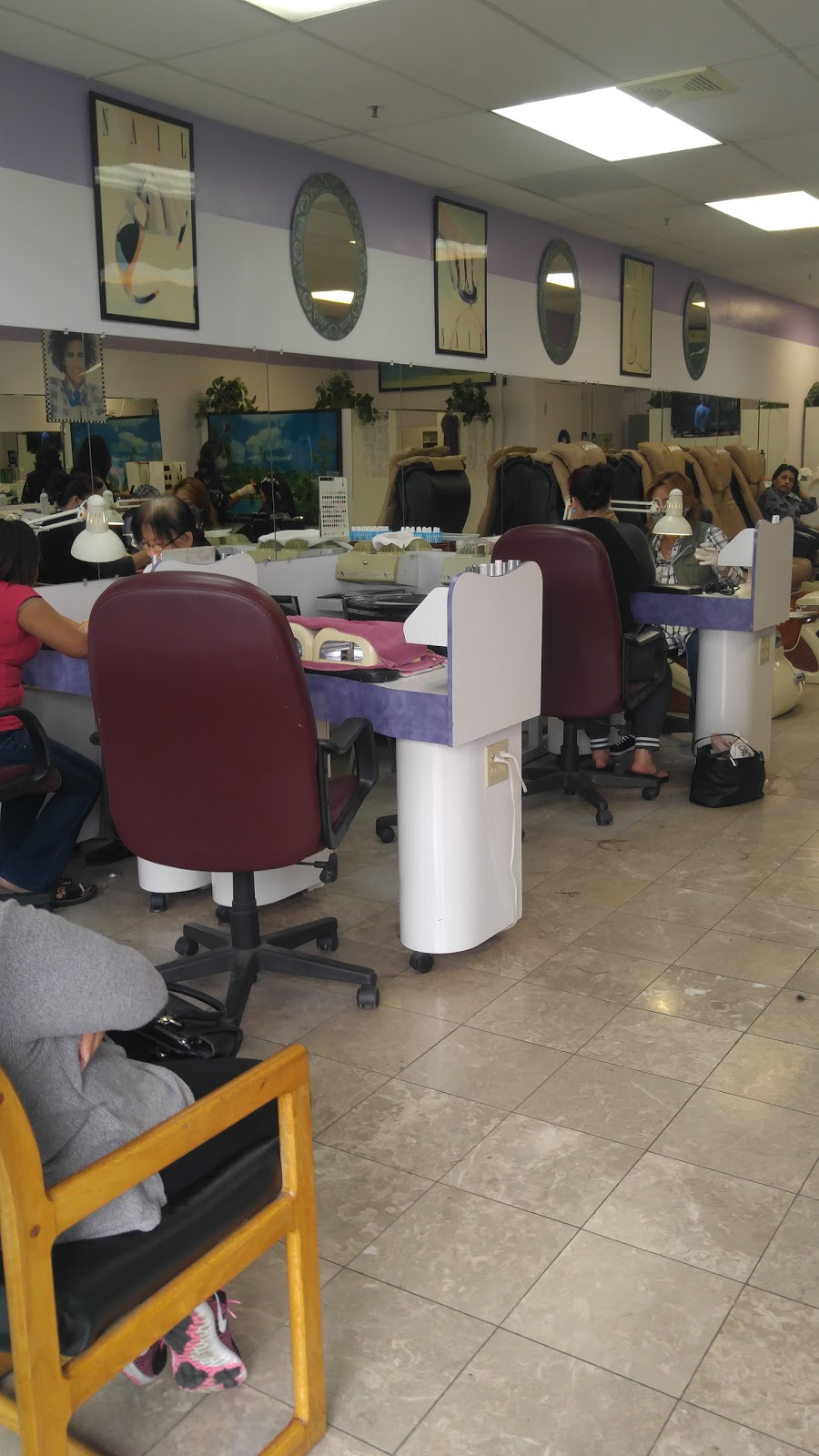 Lindas Hair & Nails | 27034 Hesperian Blvd, Hayward, CA 94545, USA | Phone: (510) 782-0462