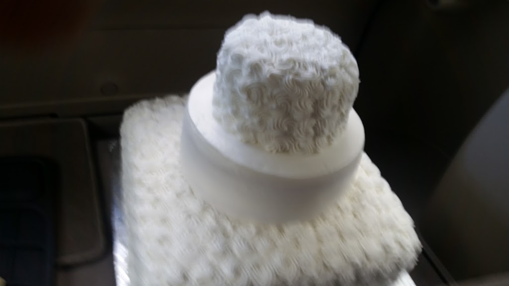 Browns Cake Shop | 19141 LA-16, Amite City, LA 70422, USA | Phone: (985) 748-7655