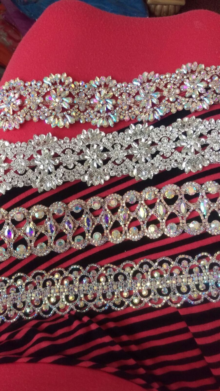 Elenas Fabrics And Jewelry | 694 N Pacific Hwy #630, Woodburn, OR 97071, USA | Phone: (503) 939-5646